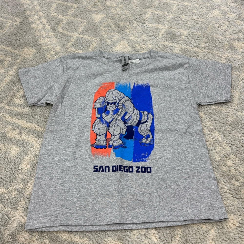 NWT San Diego Zoo Gorilla Shirt